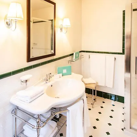 Palazzo Tiglio - A Small Luxury Of The World